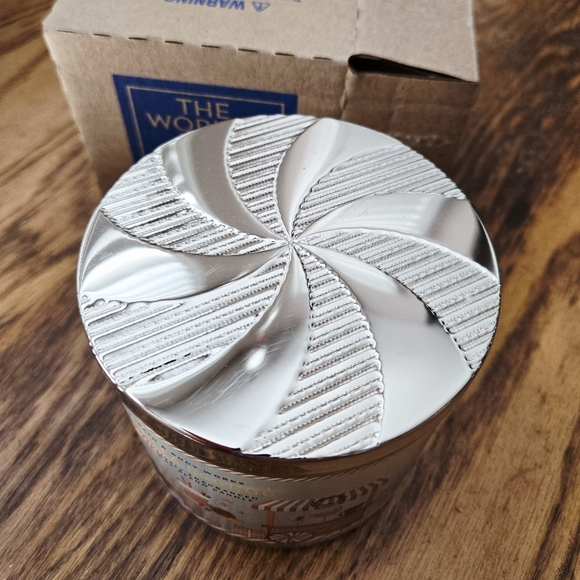 🛍BOGO 50% OFF🕯NWT‼️Bath & Body Works "Vanilla Eggnog" 3-wick Candle - Picture 4 of 10